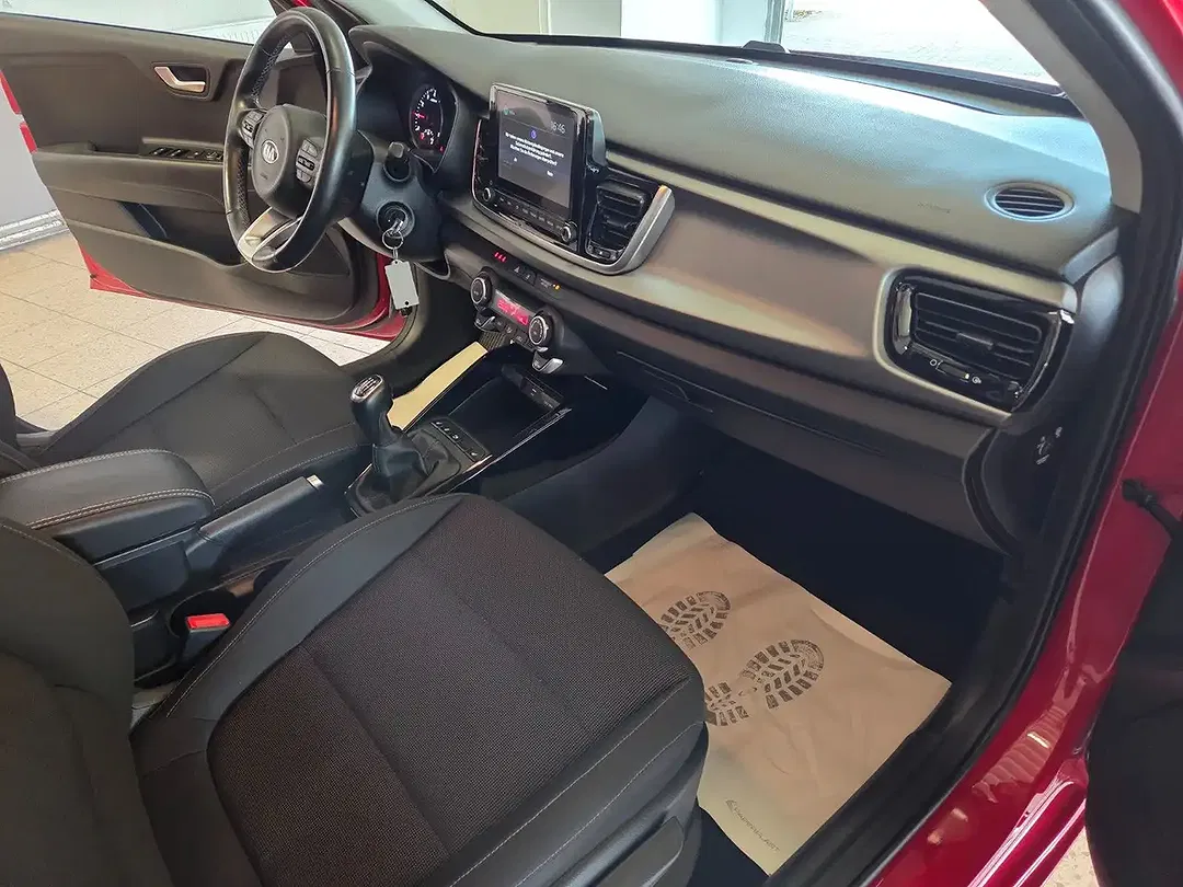 Kia Rio - Thumbnail 7