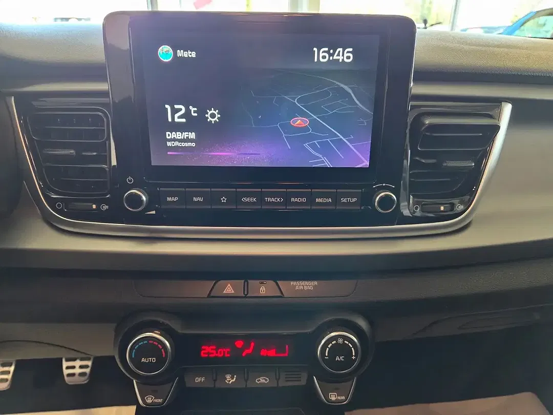 Kia Rio - Thumbnail 8