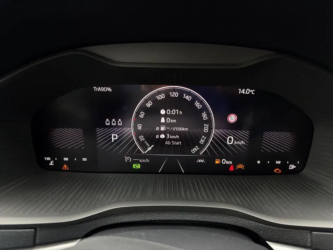 Skoda Karoq - Thumbnail 15