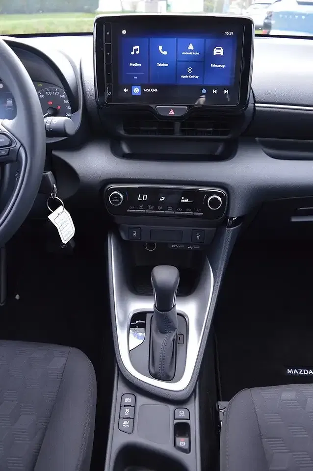 Mazda 2 - Thumbnail 13