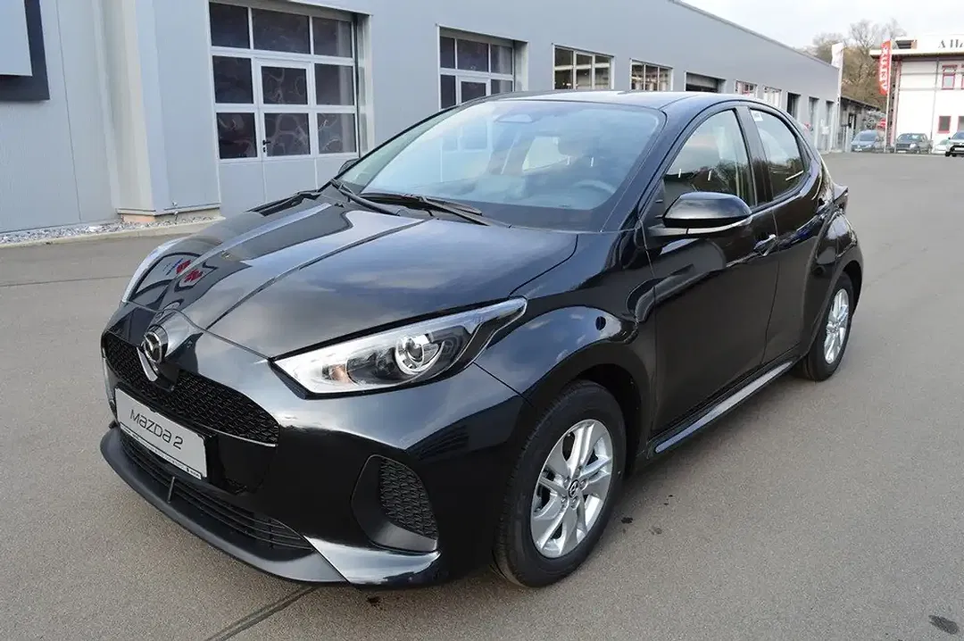 Mazda 2 - Thumbnail 2