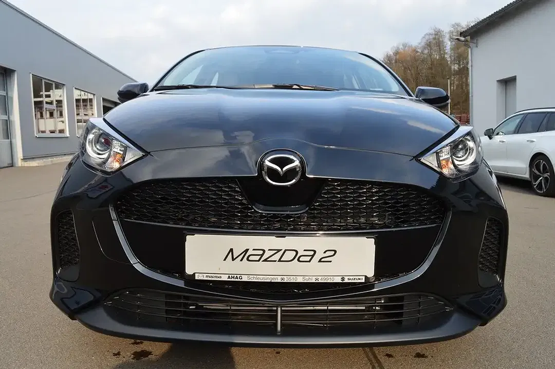 Mazda 2 - Thumbnail 3