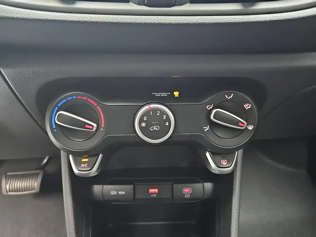 Kia Picanto - Thumbnail 11