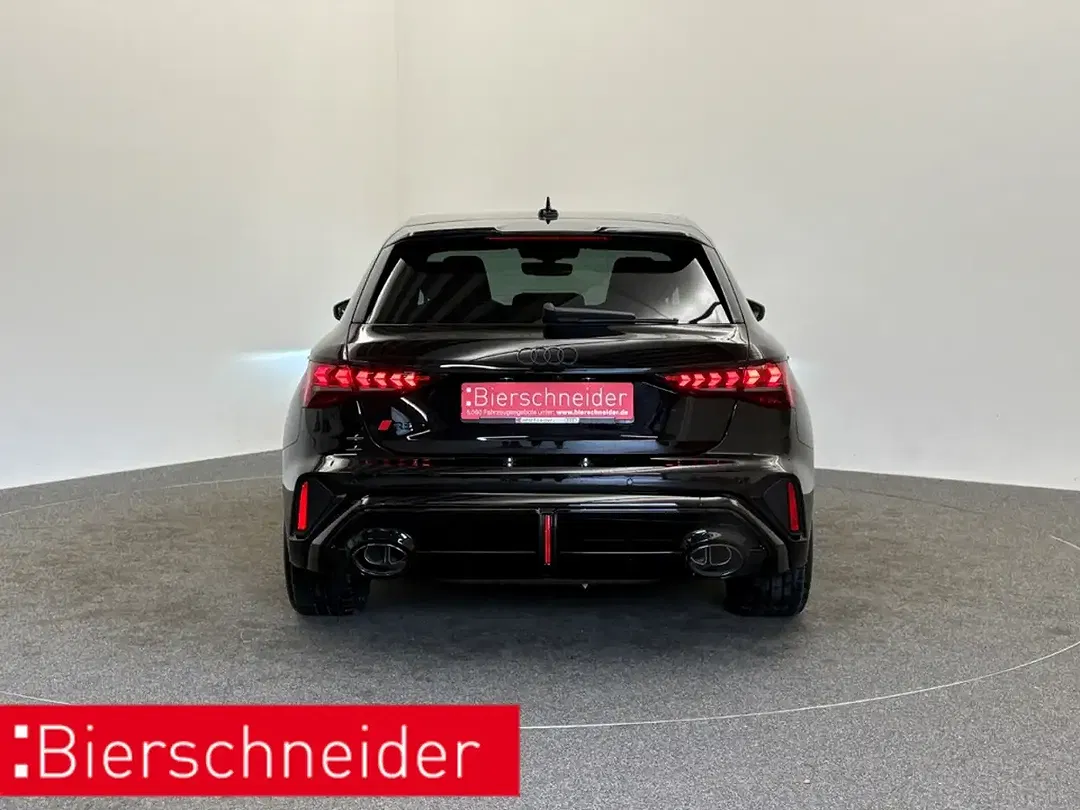 Audi RS3 - Thumbnail 6