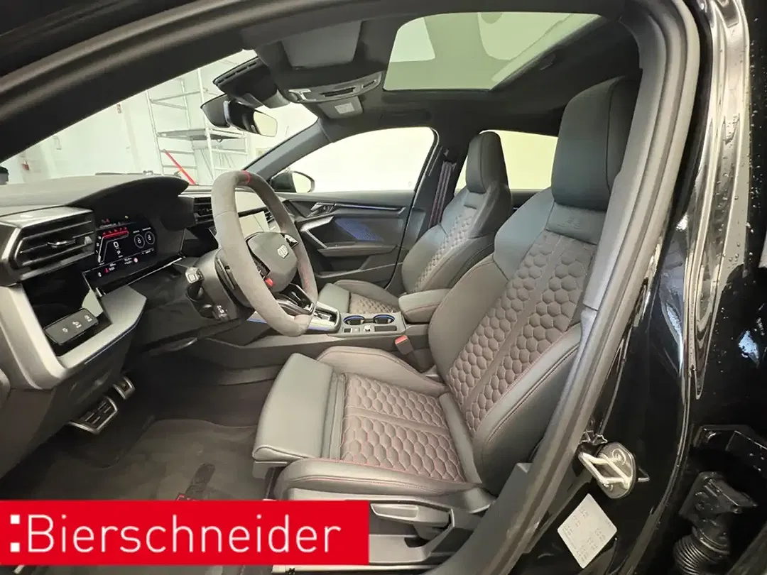 Audi RS3 - Thumbnail 7