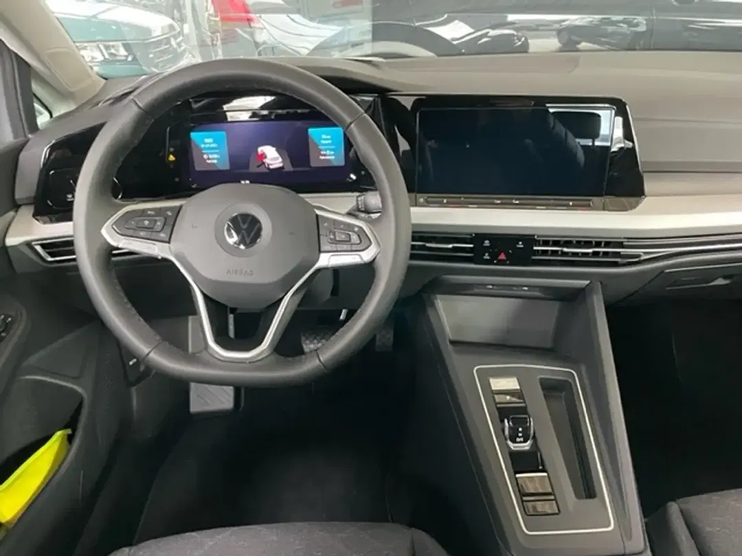Volkswagen Golf Variant - Thumbnail 2
