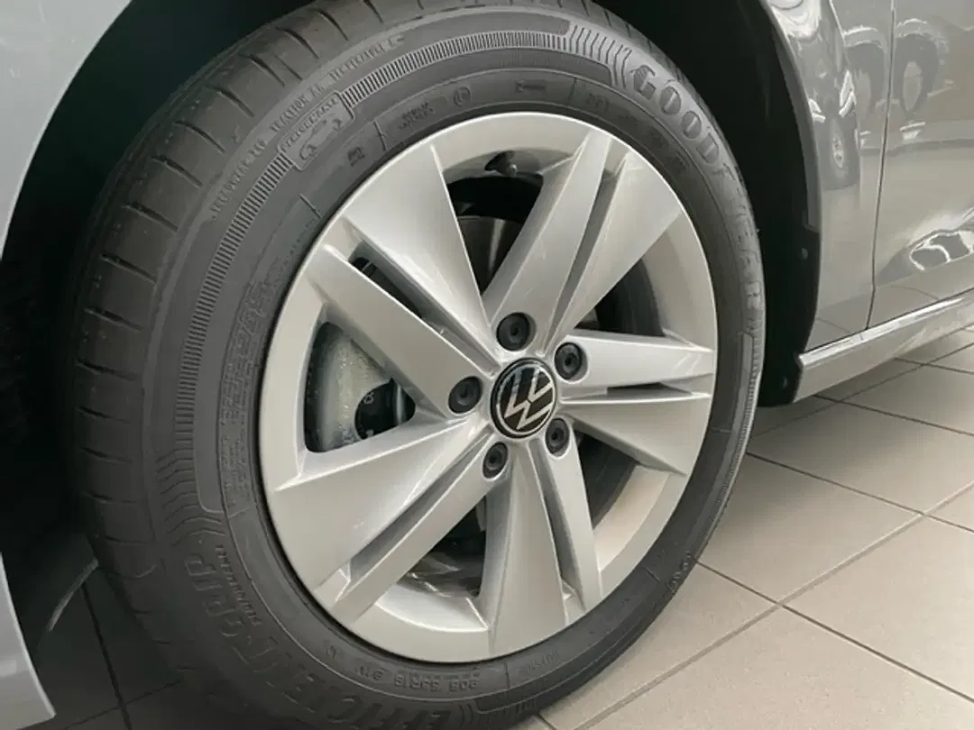 Volkswagen Golf Variant - Thumbnail 5