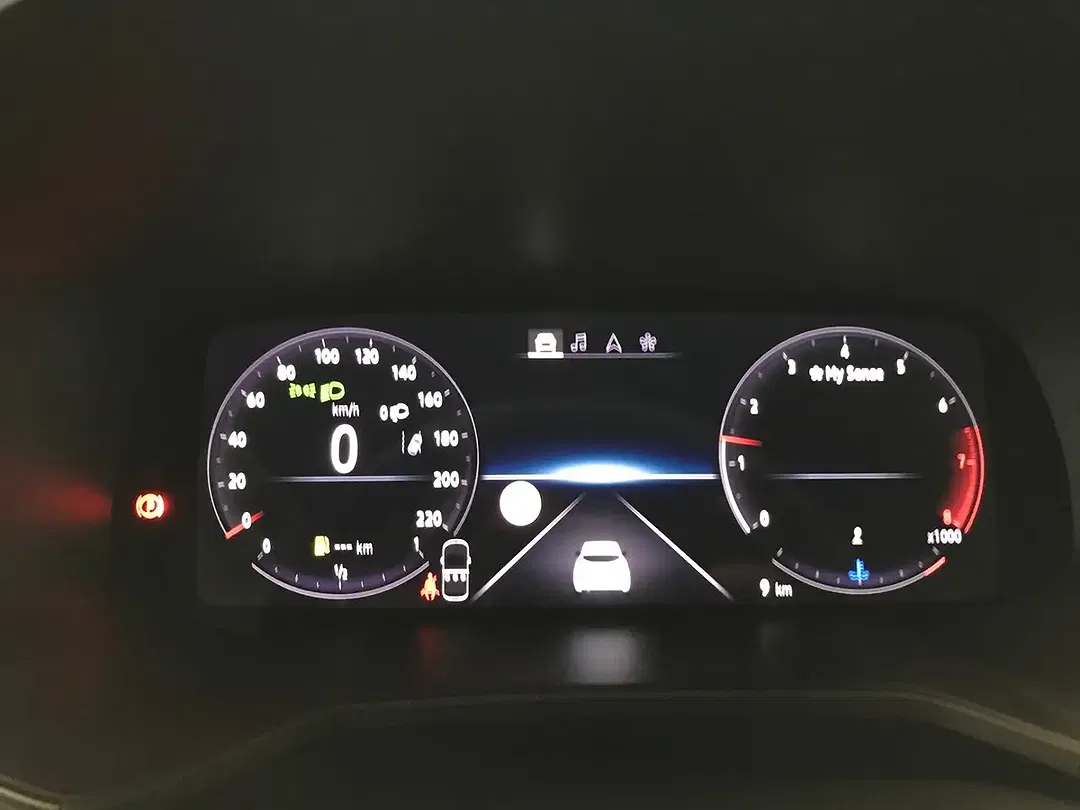 Renault Clio - Thumbnail 12