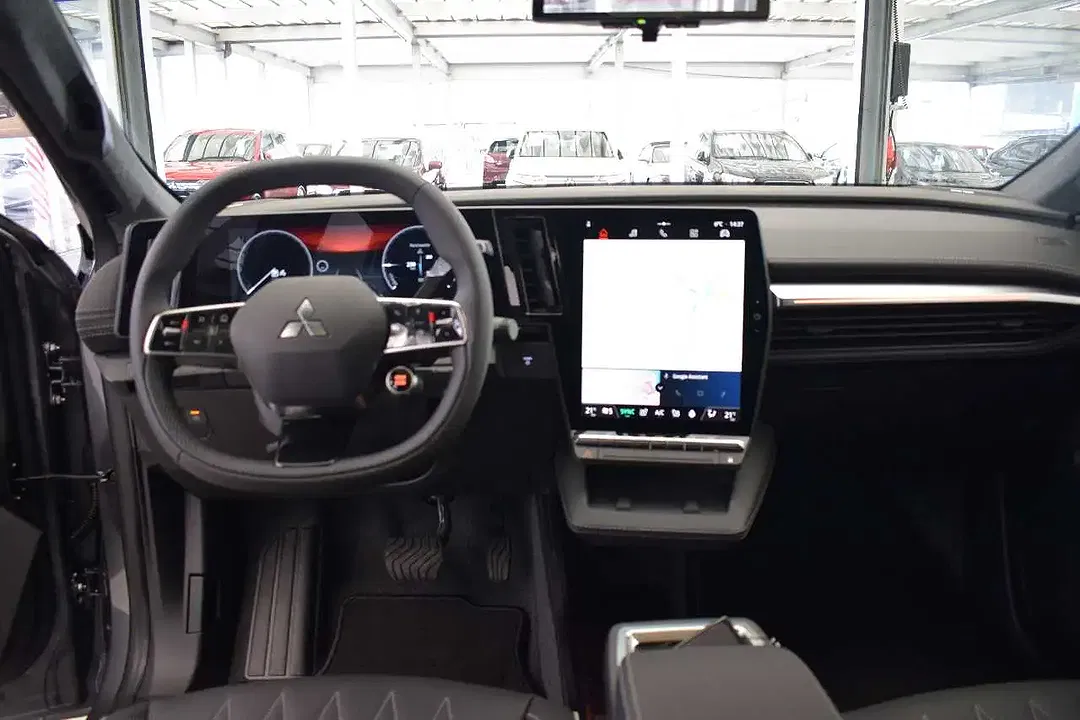 Mitsubishi Eclipse Cross - Thumbnail 13