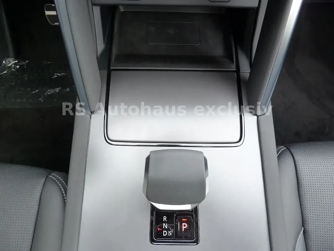 Land Rover Discovery Sport - Thumbnail 15