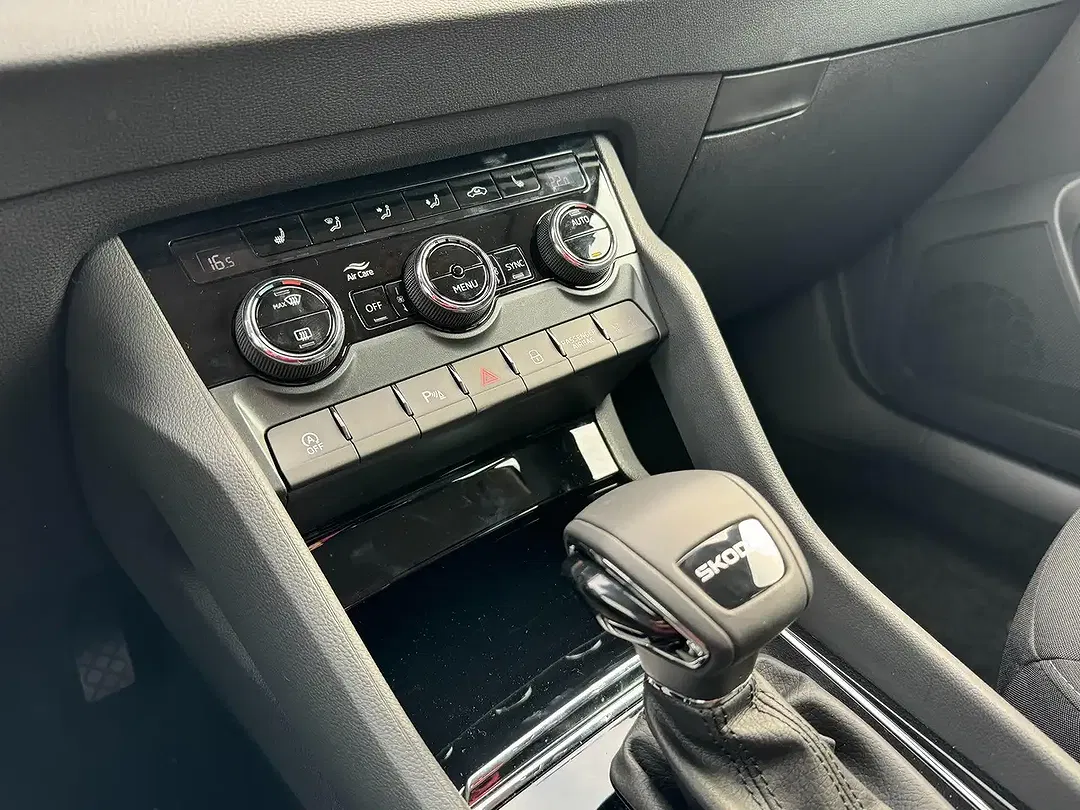 Skoda Karoq - Thumbnail 13