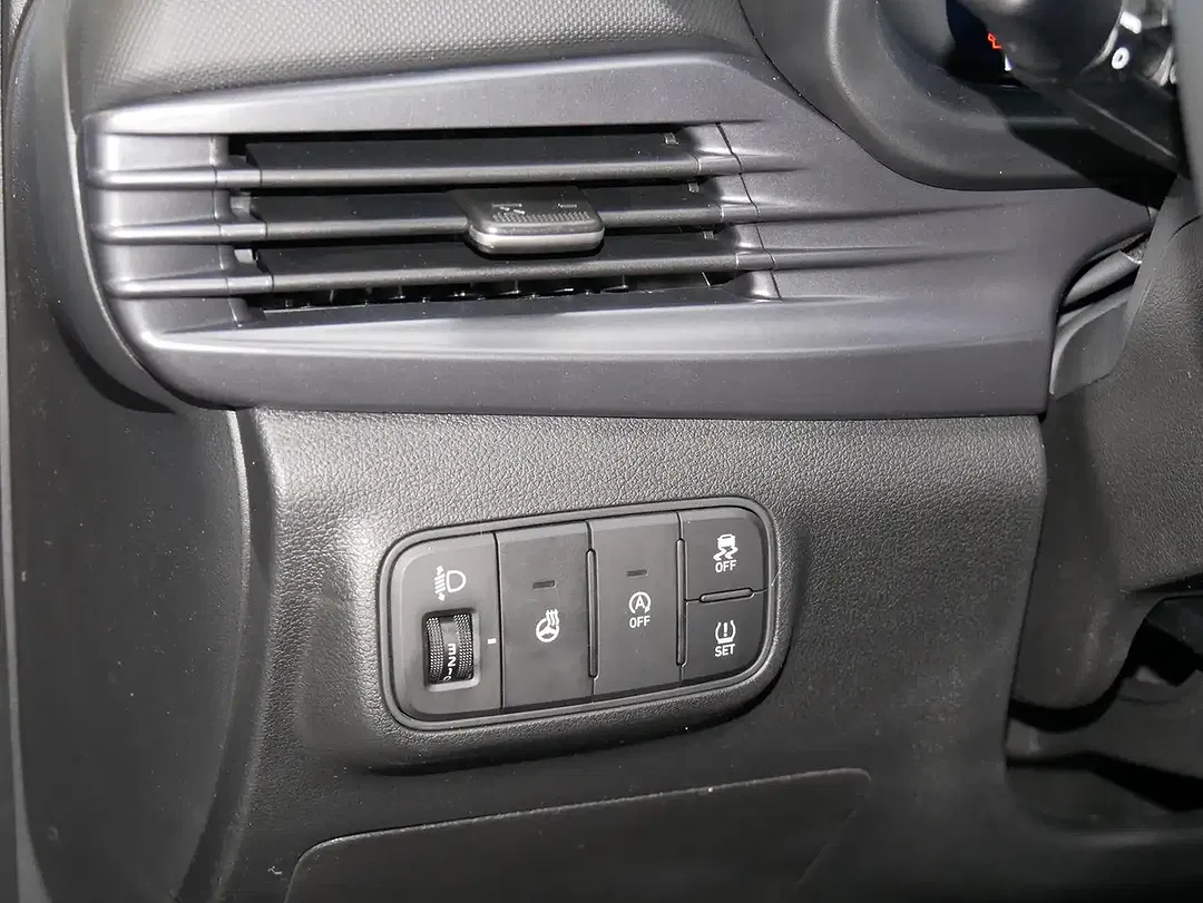 Hyundai i20 - Thumbnail 15