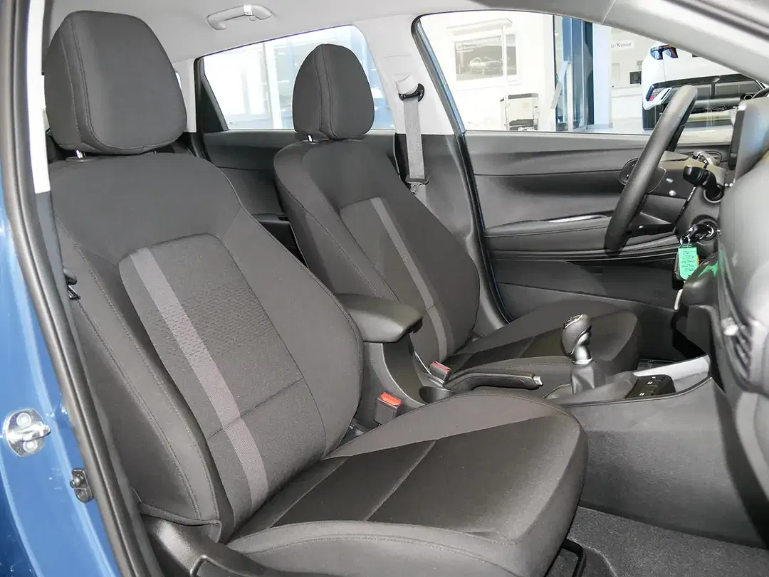 Hyundai i20 - Thumbnail 5