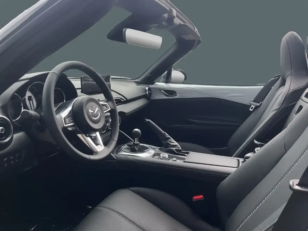 Mazda MX-5 - Thumbnail 9