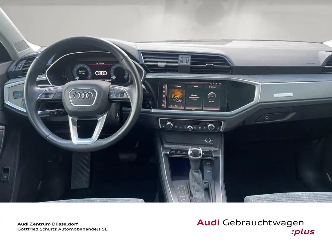 Audi Q3 - Thumbnail 7
