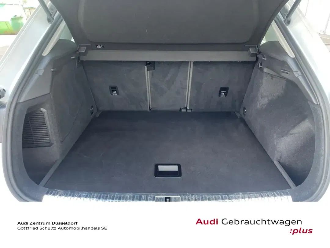 Audi Q3 - Thumbnail 9