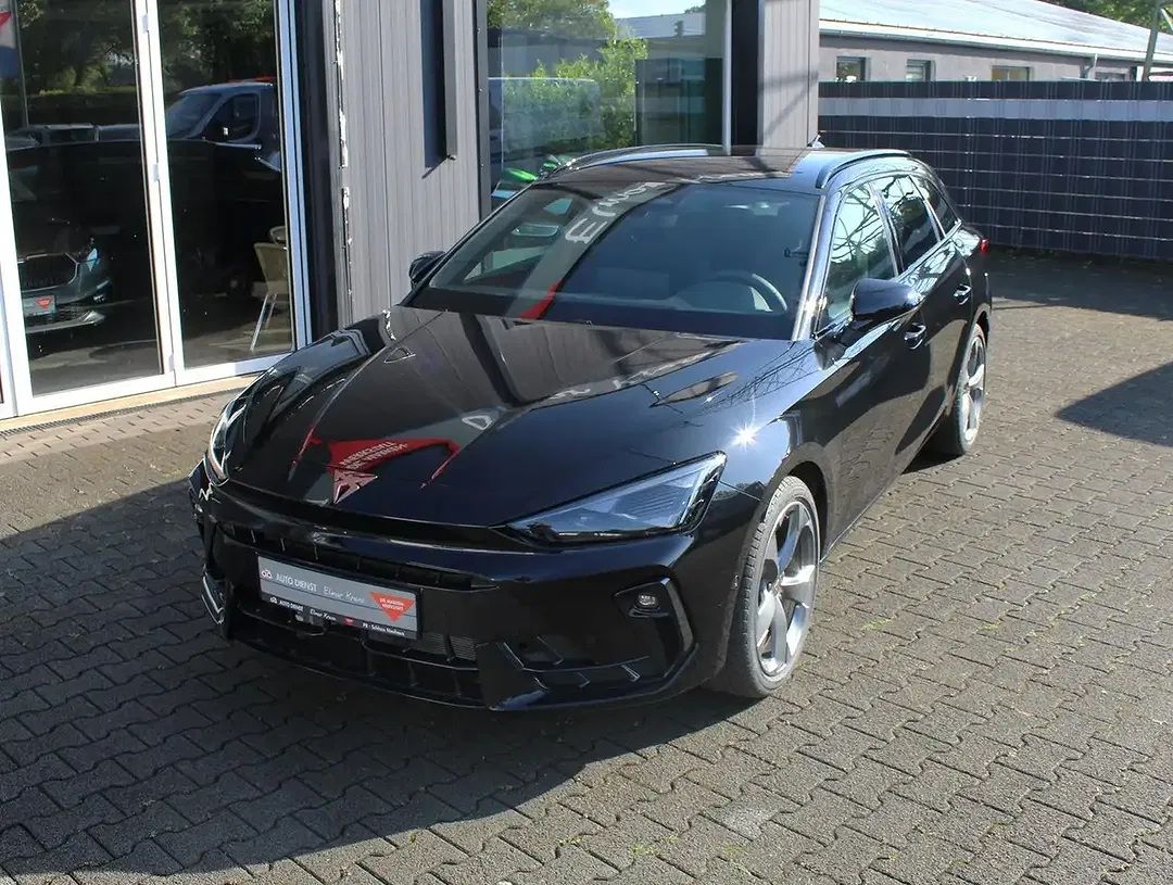 CUPRA Leon - Thumbnail 1