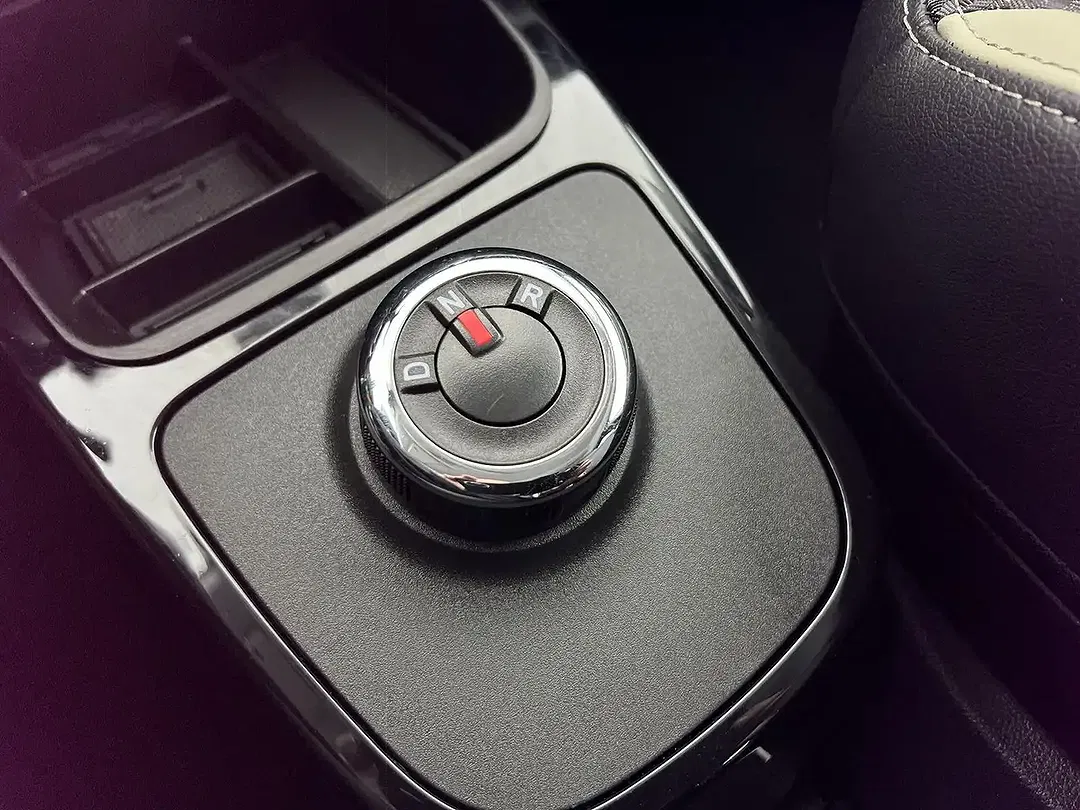 Dacia Spring - Thumbnail 13