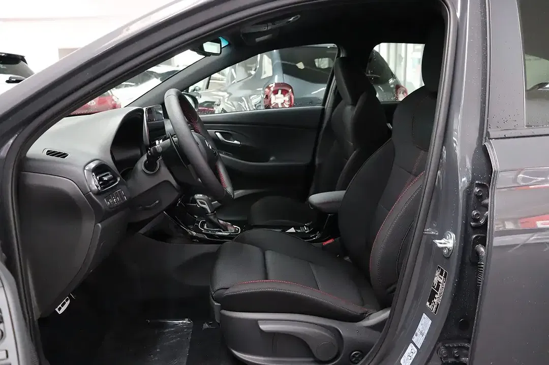 Hyundai i30 - Thumbnail 13