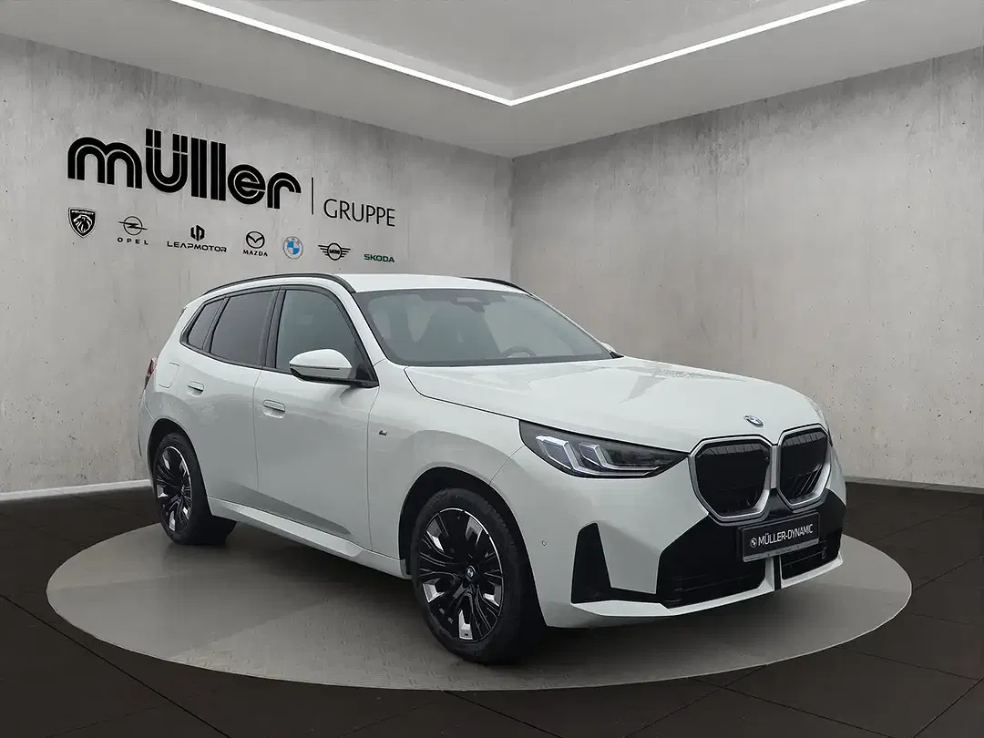 BMW X3 - Thumbnail 8