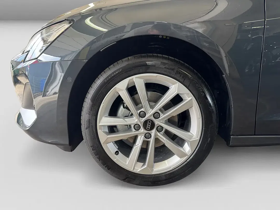 Audi A3 - Thumbnail 4