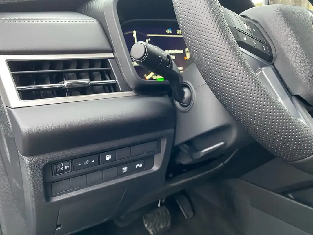 Mitsubishi Outlander - Thumbnail 15