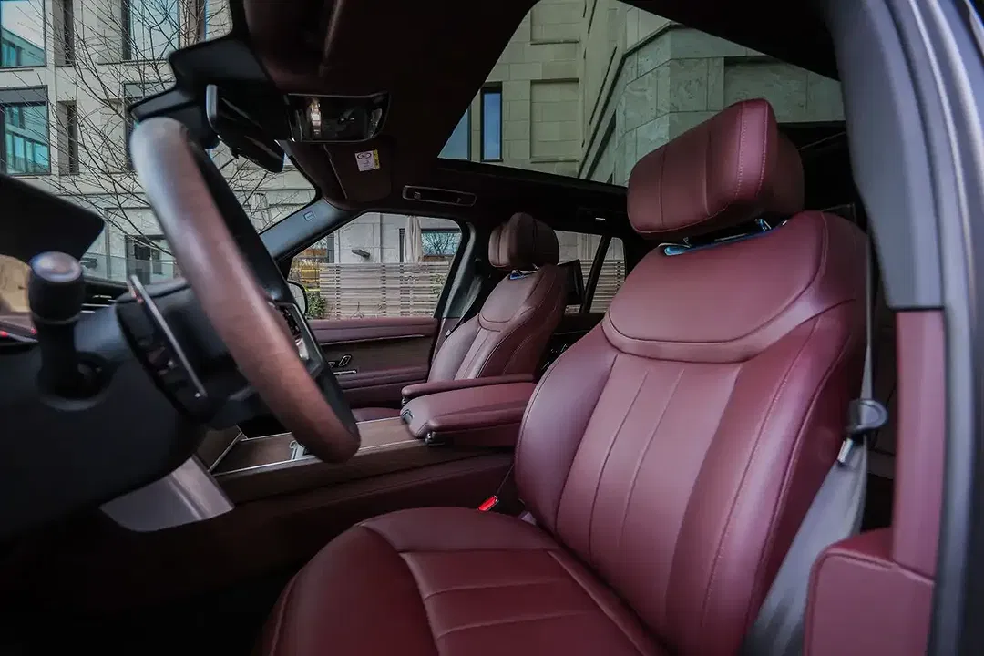 Land Rover Range Rover - Thumbnail 10