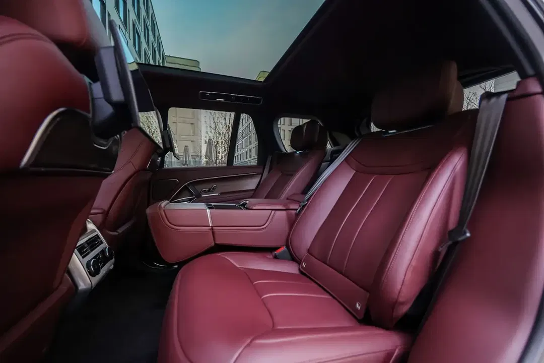 Land Rover Range Rover - Thumbnail 11