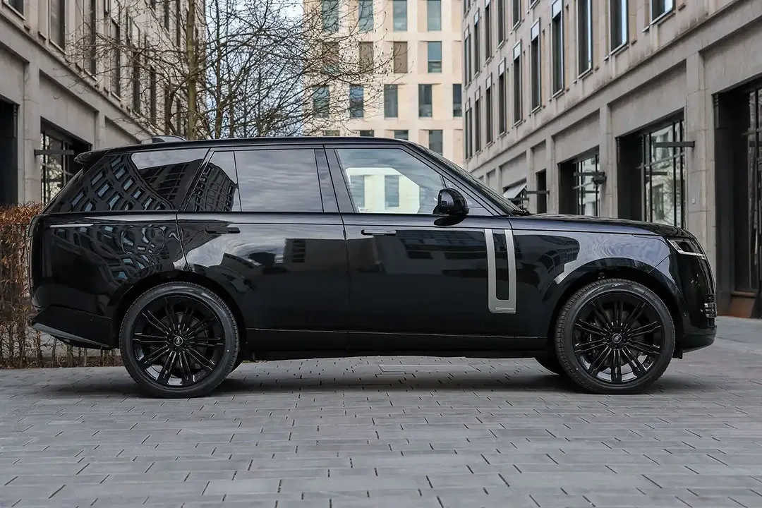 Land Rover Range Rover - Thumbnail 4