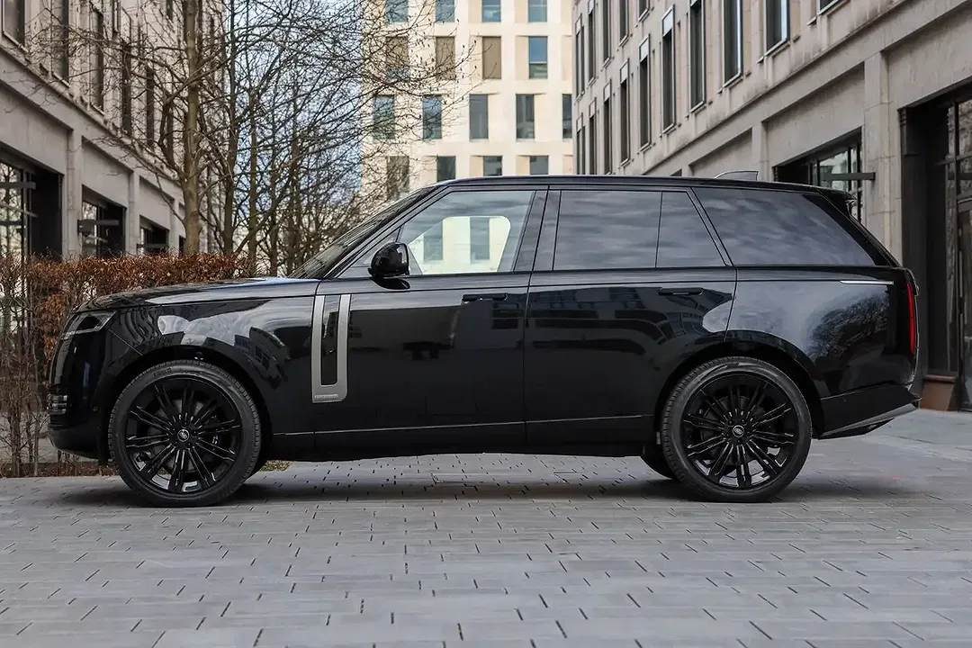 Land Rover Range Rover - Thumbnail 8