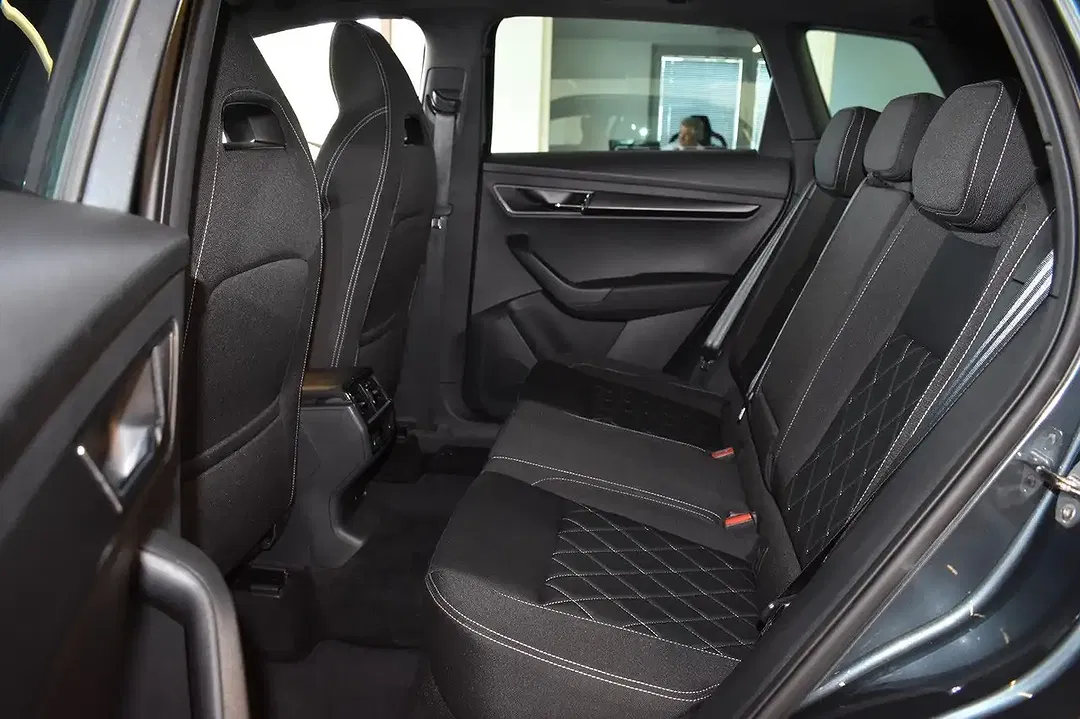 Skoda Karoq - Thumbnail 13
