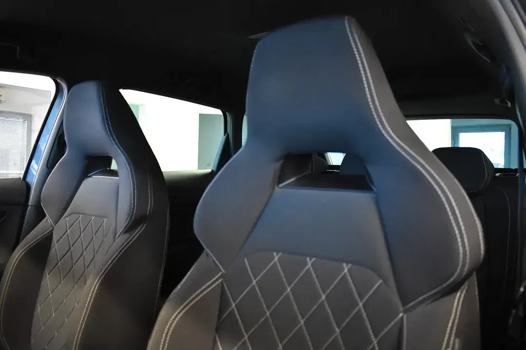 Skoda Karoq - Thumbnail 14