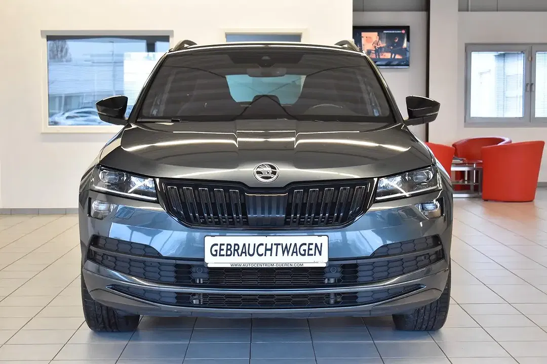Skoda Karoq - Thumbnail 2