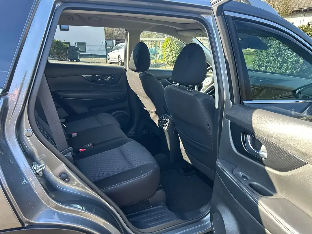 Nissan X-Trail - Thumbnail 7
