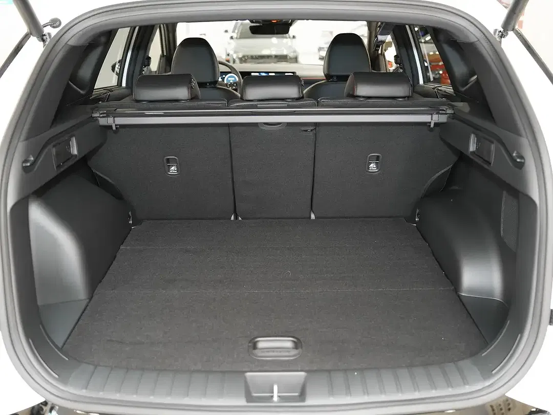 Hyundai TUCSON - Thumbnail 13
