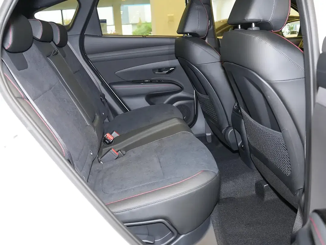 Hyundai TUCSON - Thumbnail 9