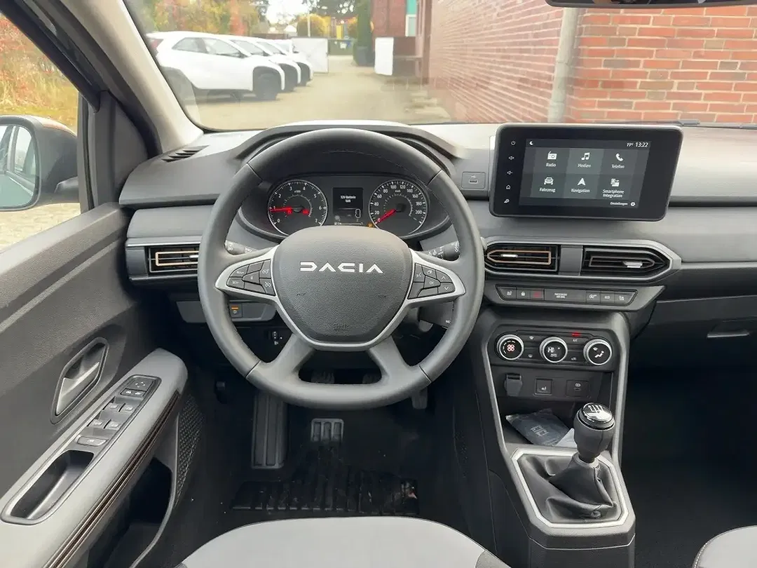 Dacia Sandero - Thumbnail 8