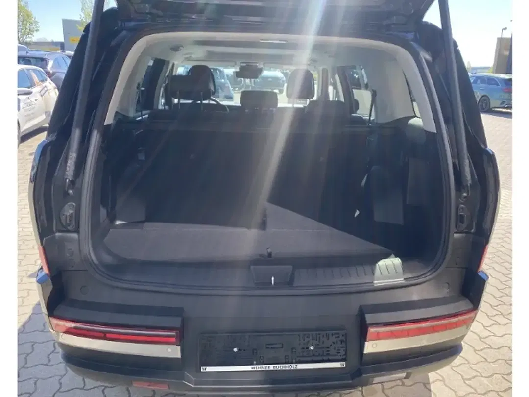 Hyundai SANTA FE - Thumbnail 10