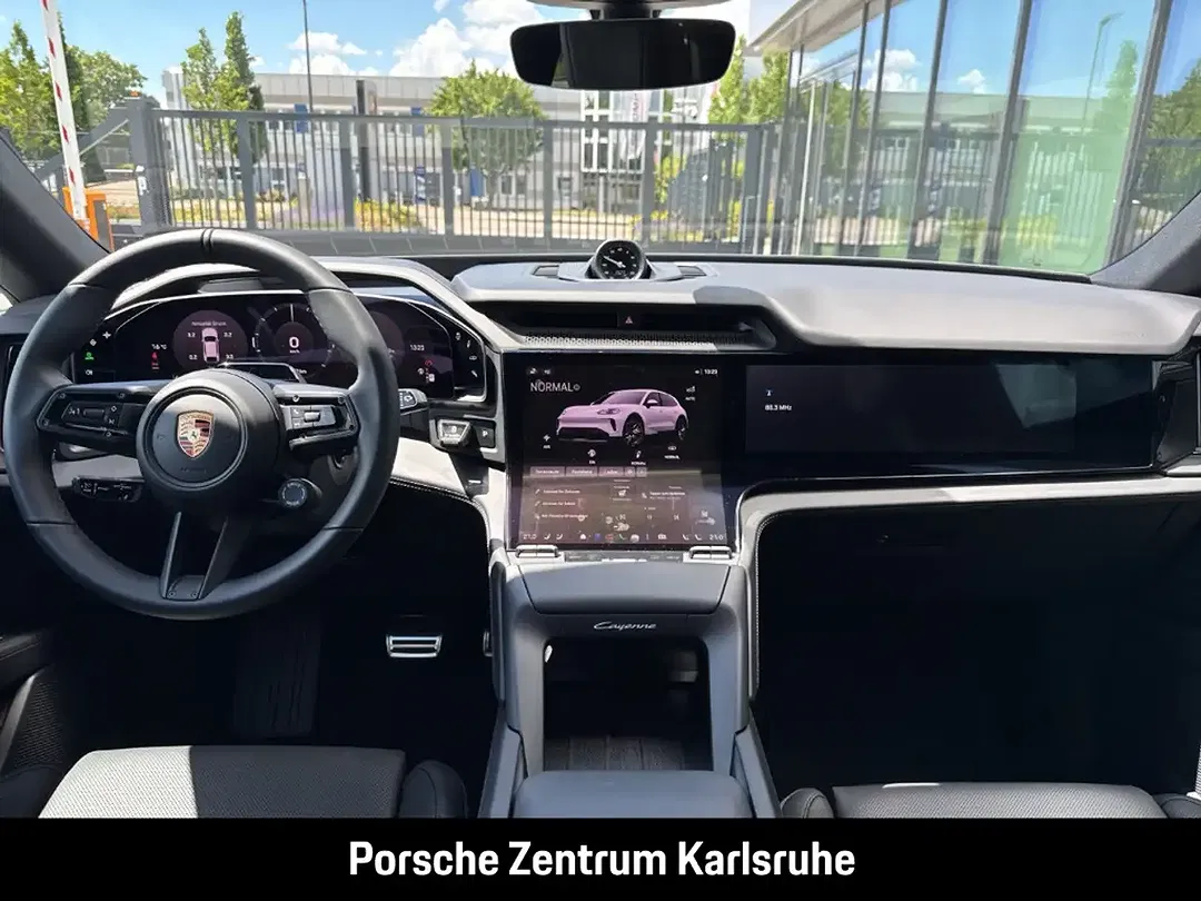 Porsche Cayenne - Thumbnail 15