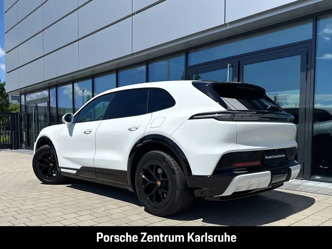 Porsche Cayenne - Thumbnail 3