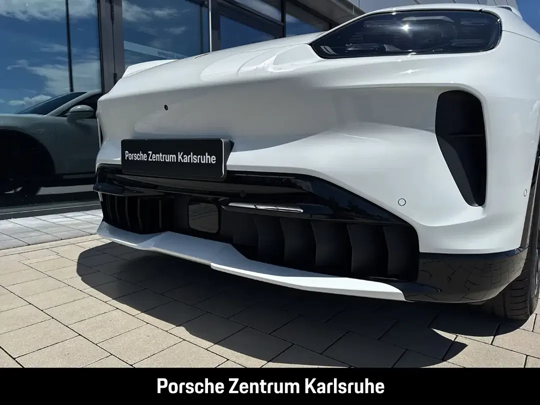 Porsche Cayenne - Thumbnail 8