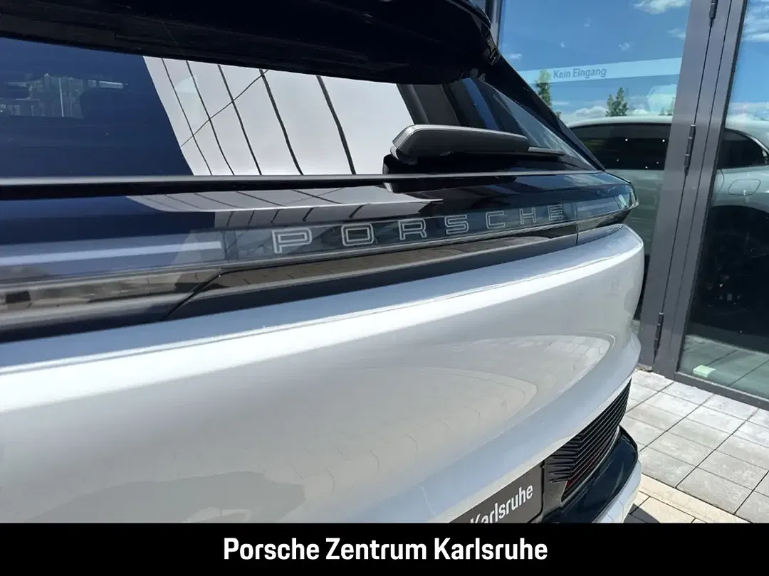 Porsche Cayenne - Thumbnail 9