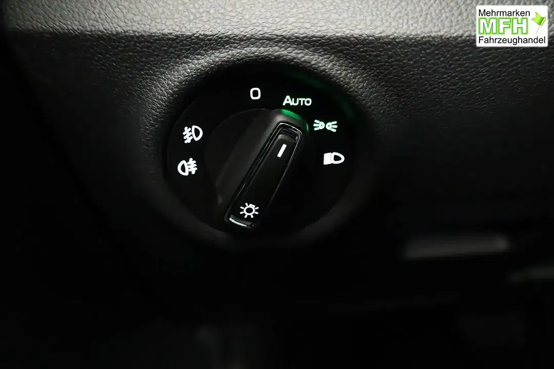Skoda Kamiq - Thumbnail 8