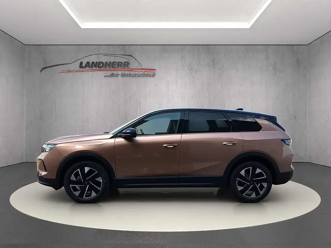 Opel Grandland - Thumbnail 2