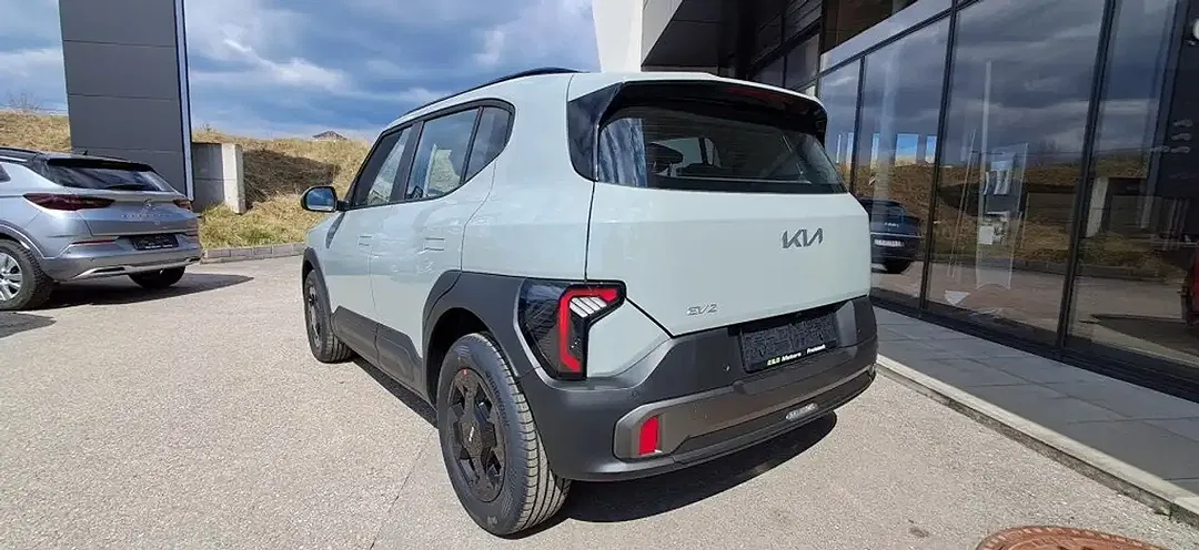 Kia EV2 - Thumbnail 4