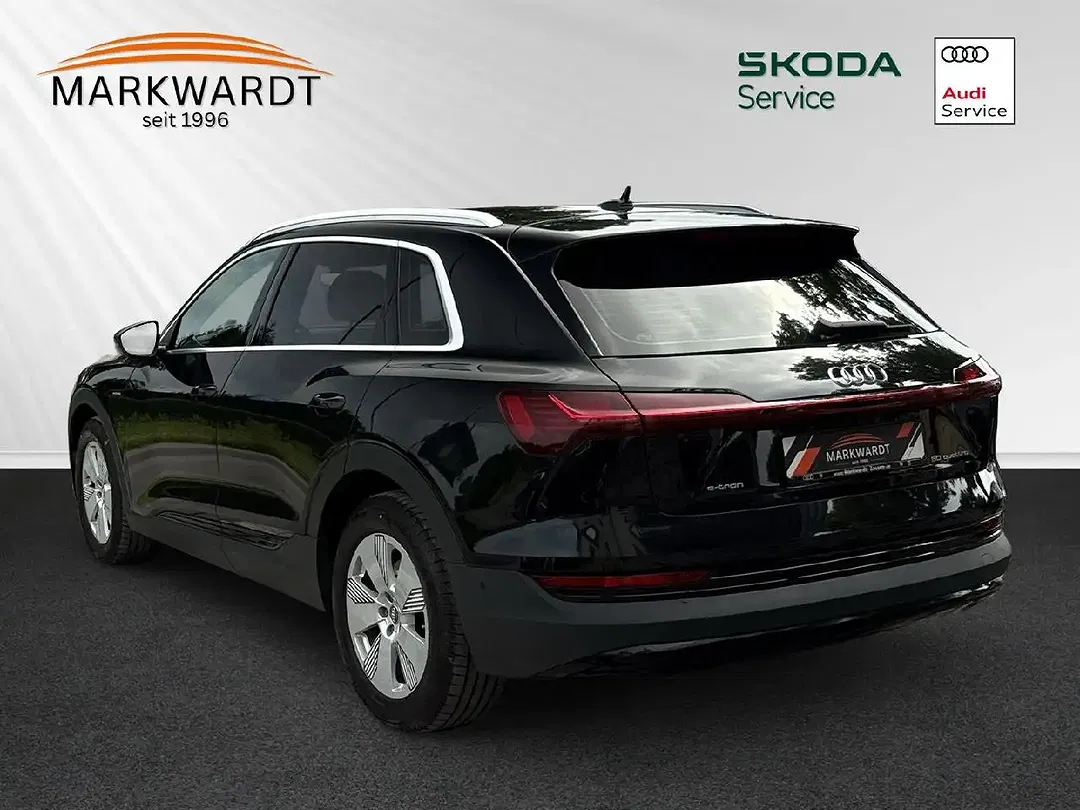Audi e-tron - Thumbnail 4