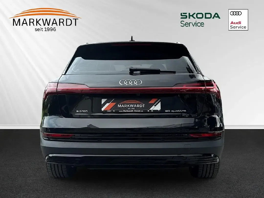 Audi e-tron - Thumbnail 5