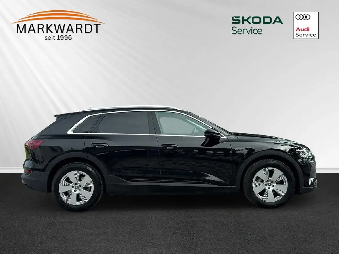 Audi e-tron - Thumbnail 8
