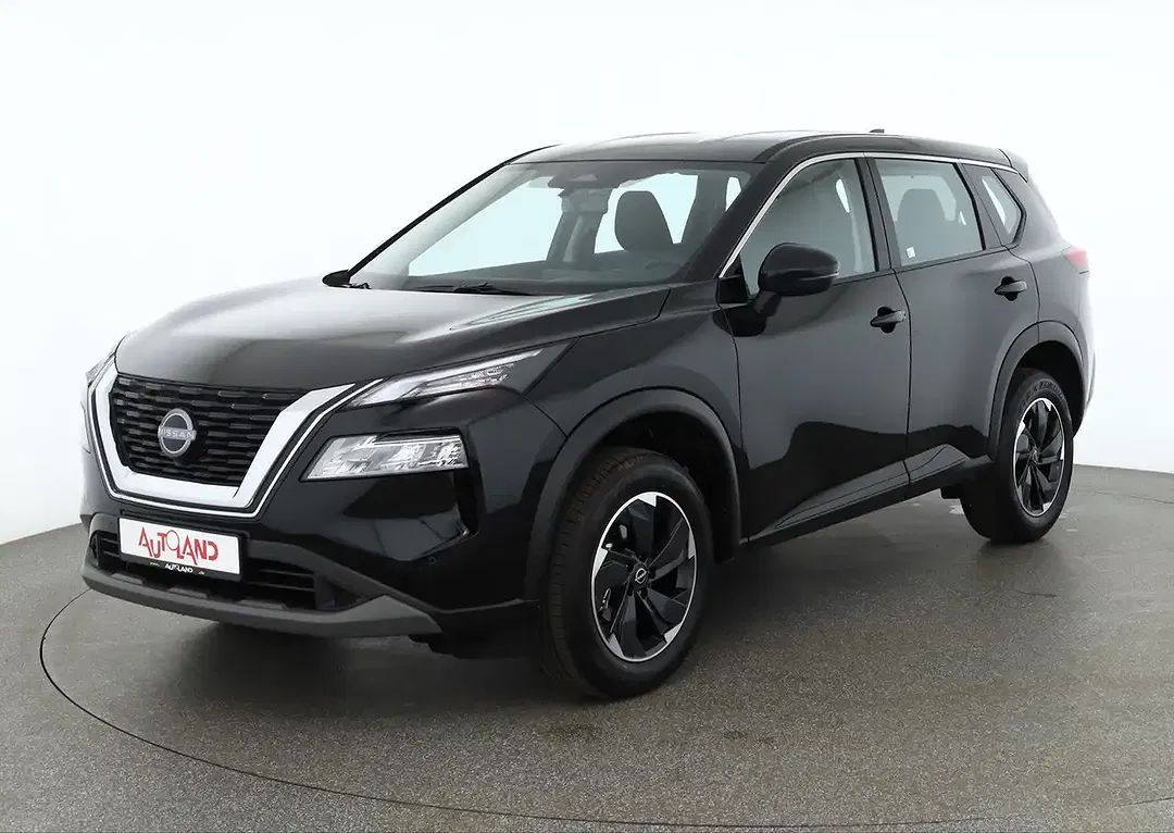Nissan X-Trail - Thumbnail 1