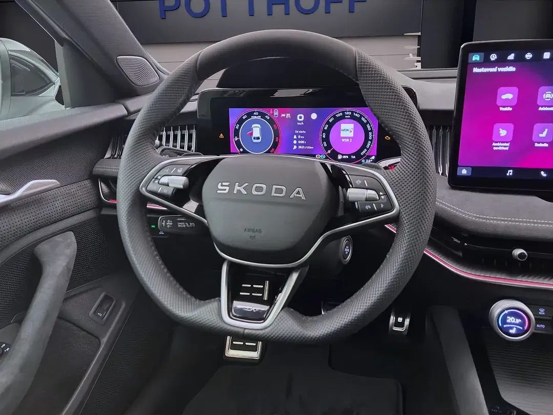 Skoda Superb - Thumbnail 12